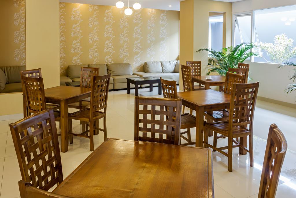 Kembang Hotel Cihampelas Bandung Exteriör bild
