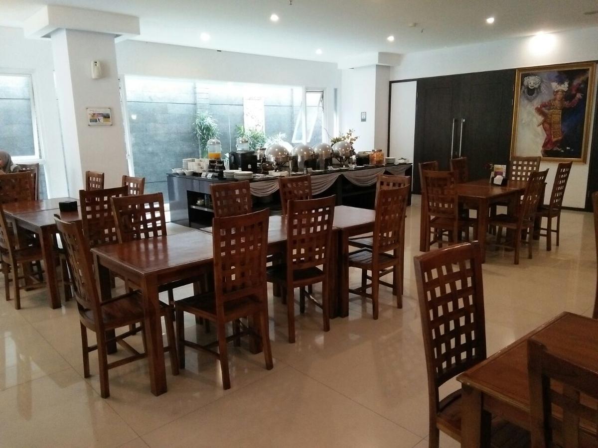Kembang Hotel Cihampelas Bandung Exteriör bild