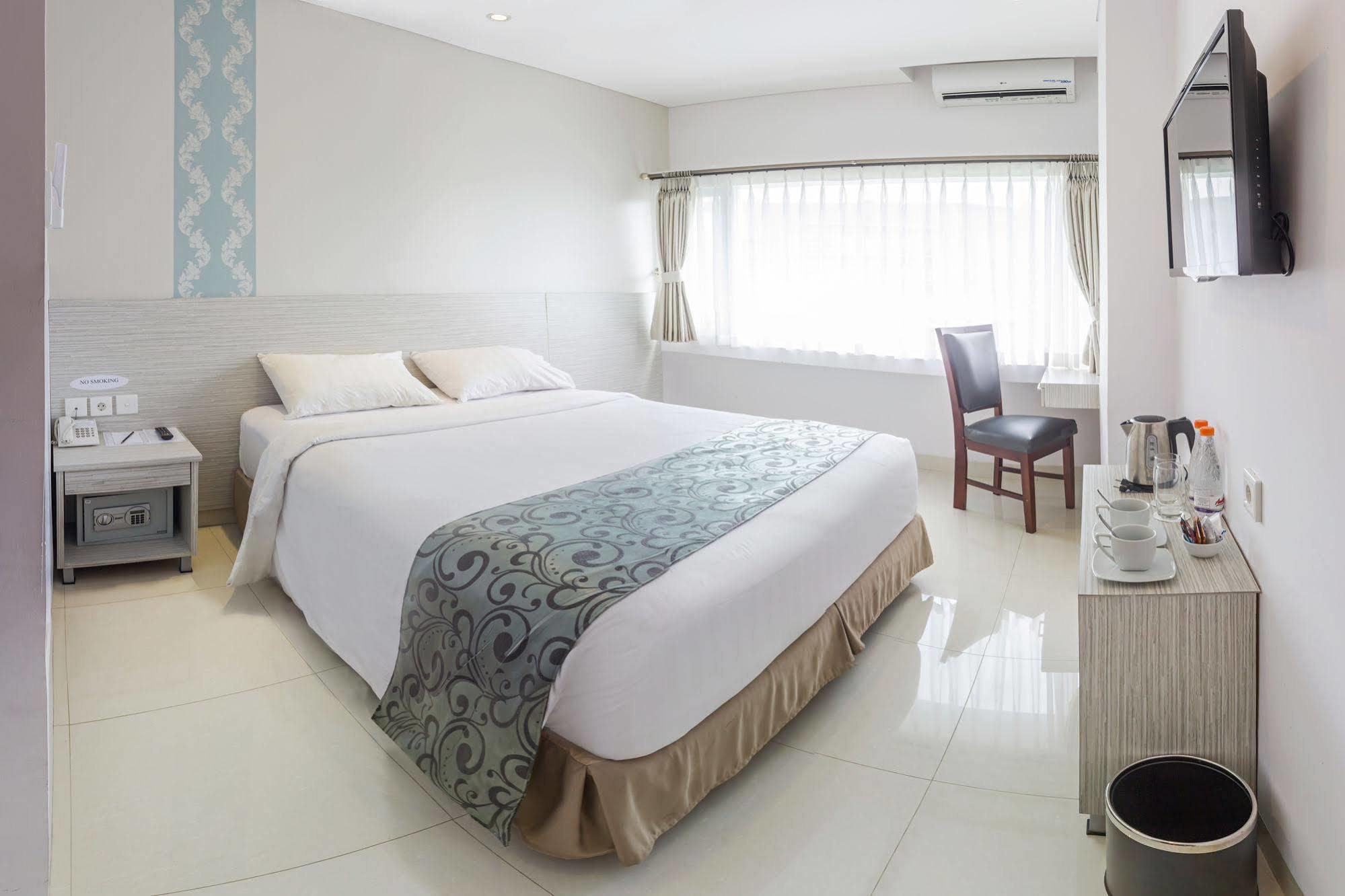 Kembang Hotel Cihampelas Bandung Exteriör bild